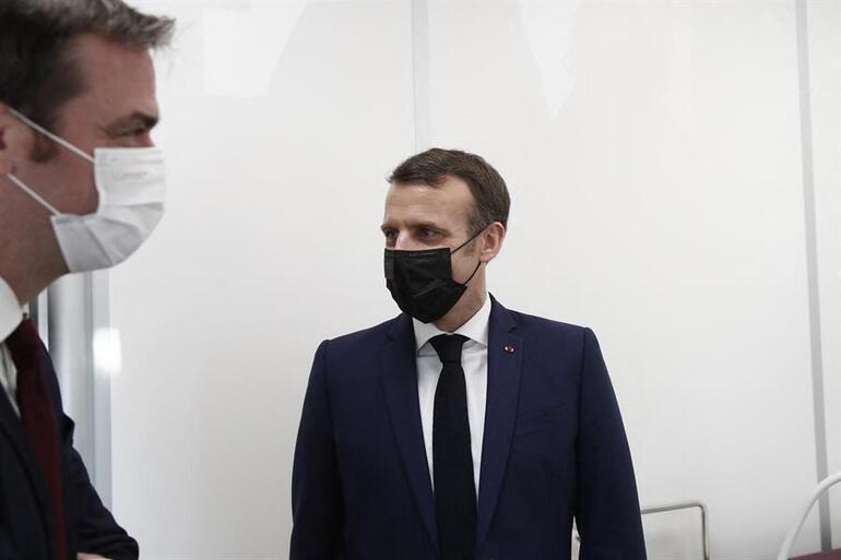 Bakan aşı açıklamasını yaptı, Macron bir kez daha rezil oldu