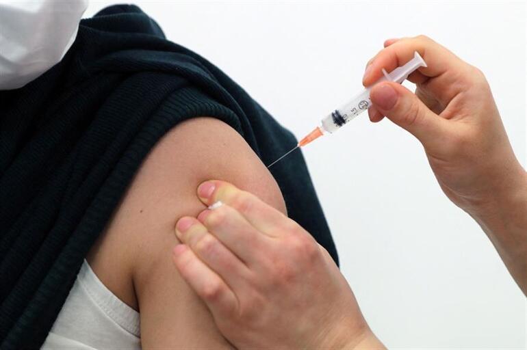 60 yaş üstü vatandaşların randevu sınavı! Aşı oranlarında korkutan veri...