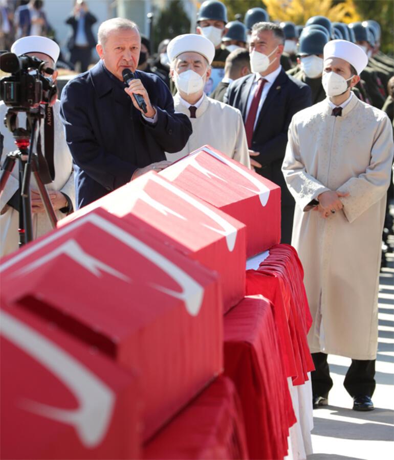 Kahramanlar için Ankara’da acı veda... Türkiye şehitlerini uğurladı