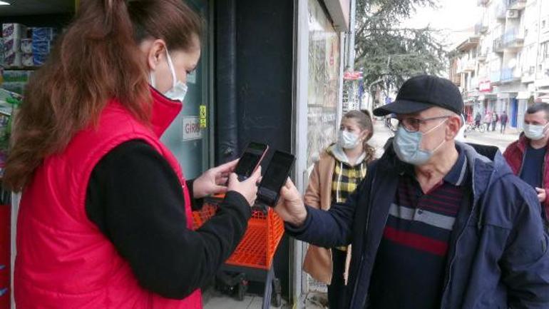 Çok yüksek riskli iller arasında olan Edirnede yeni karar Marketlere HES kodu ile girilecek