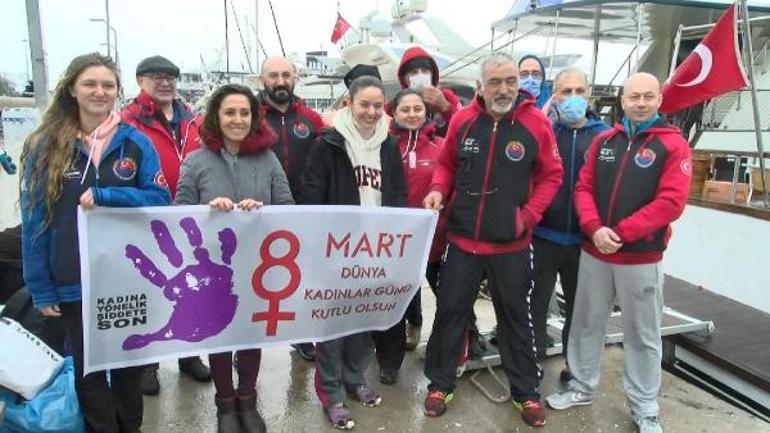 Sualtında kutlama anbean görüntülendi