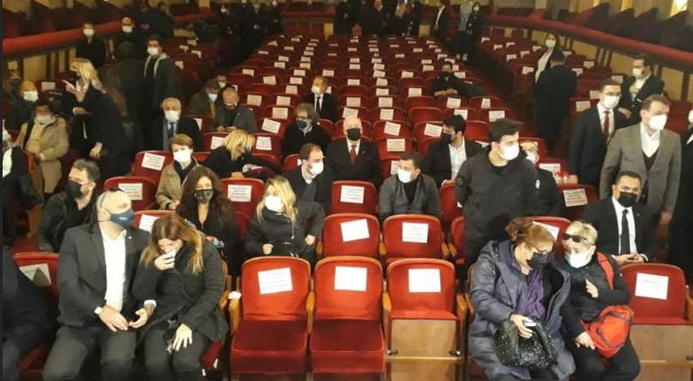Demet Akbağ, Rasim Öztekinle ilgili acı gerçeği açıkladı
