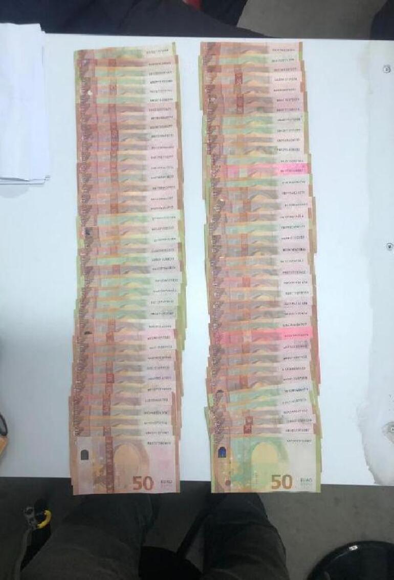 Sahteciler yakayı ele verdi Çok sayıda euro ve dolar...