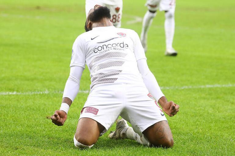 Aaron Boupendza transferi için Fenerbahçe cevabı! Rusya olmayınca...