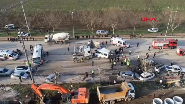 Son dakika... Bursa-Ankara yolunda feci kaza TIR araçları biçti, ortalık savaş alanına döndü