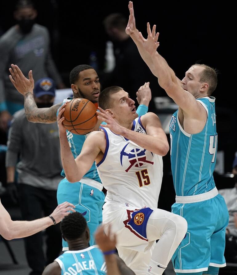NBA'de Gecenin Sonuçları: Tarihi gün, altı "triple-double" birden