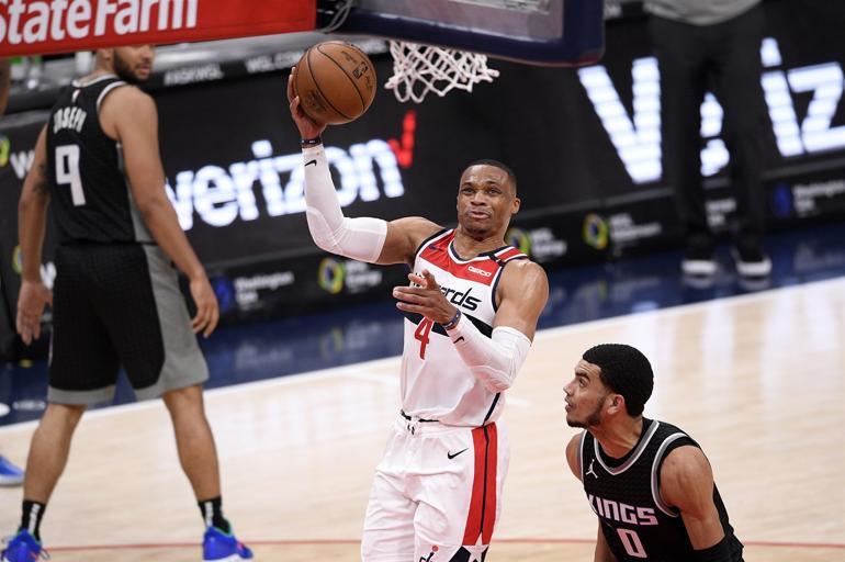 NBAde Gecenin Sonuçları: Tarihi gün, altı triple-double birden