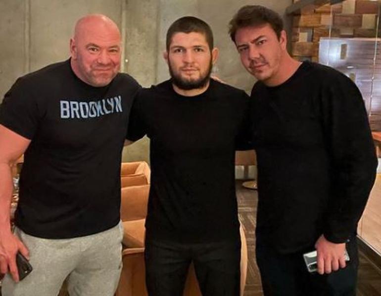 Khabib Nurmagomedov resmen emekli oldu!