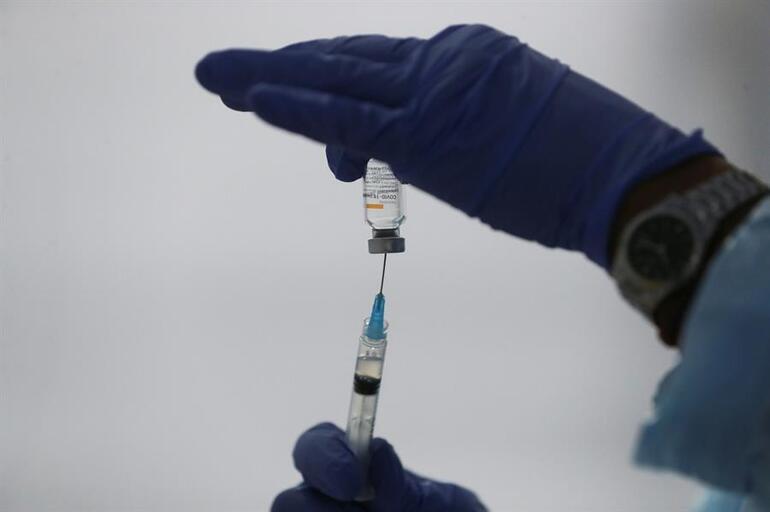 Sinovac aşınıdan sevindiren haber: Aşılananların yüzde 99.6’sında antikor oranı yüksek çıktı
