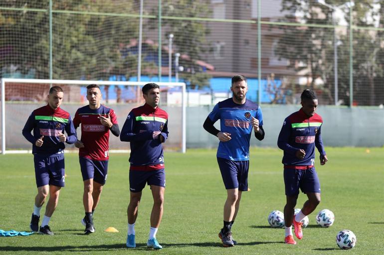 Hasan Çavuşoğlu: "Futbol oynandığı sürece hakem hataları olacaktır..."