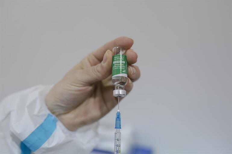 Son dakika haberler: AstraZeneca aşısı krizi çözülüyor... Yan etkinin sebebi ve tedavisi açıklandı!