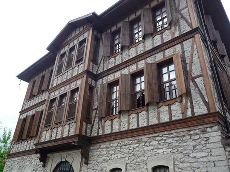 insan safranbolu yu yasayarak ogrenir ugur celikkol kose yazilari