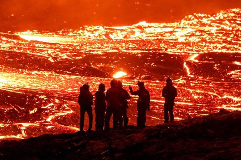 23 günde 50 bin deprem... İzlanda şaşkın 800 yıldır uyuyordu...