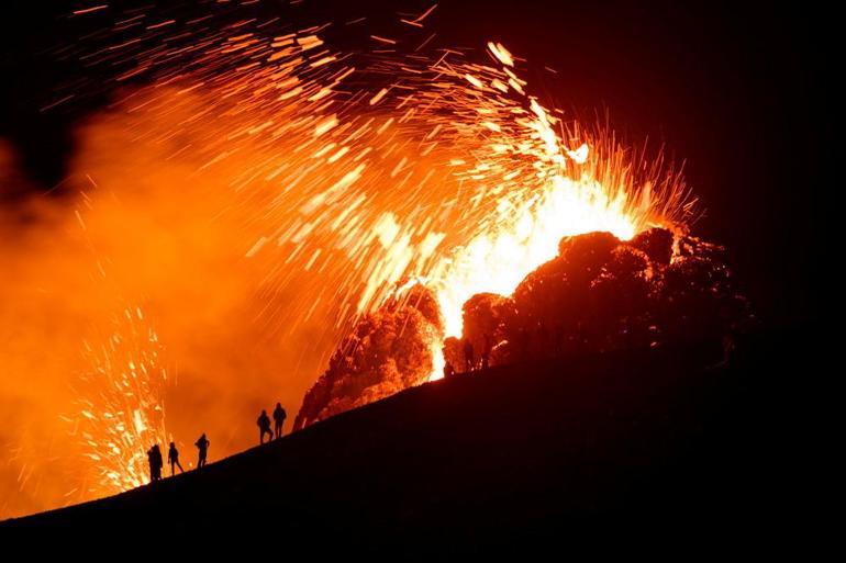 23 günde 50 bin deprem... İzlanda şaşkın 800 yıldır uyuyordu...