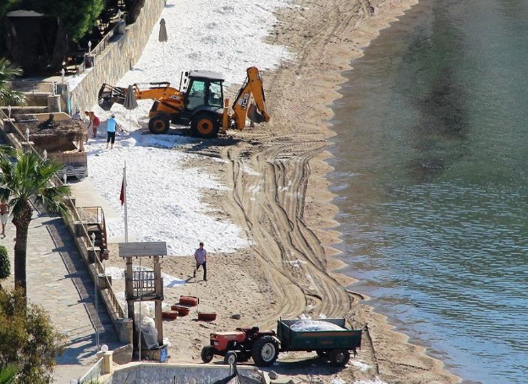 Bodrumun başı kuvars tozu ile dertte Kıyıların yüzde 40’ı Maldivler’e döndü ama...