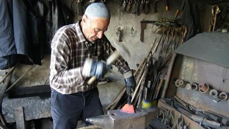 60 Yillik Demirci Meslek Oluyor Cirak Bulamiyoruz Son Dakika Haberler