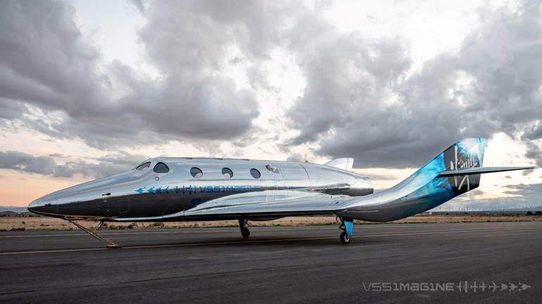 Uzay turizmi için geri sayım: Virgin Galactic yeni nesil uzay gemisini tanıttı