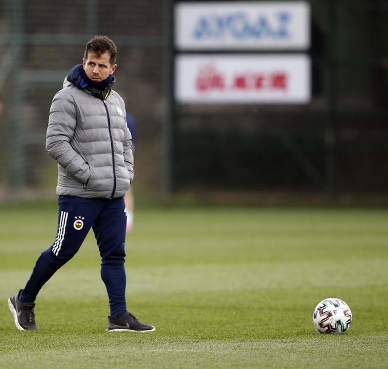 A touch of glory brought to life by Emre Belözoğlu What did he say in the locker room and Samatta ...