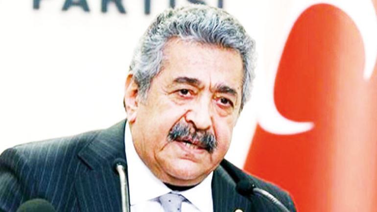 Boğazlıyan Kaymakamı Kemal Bey 102 yıl sonra h&acirc;l&acirc; Beyazıt Meydanı&rsquo;nda