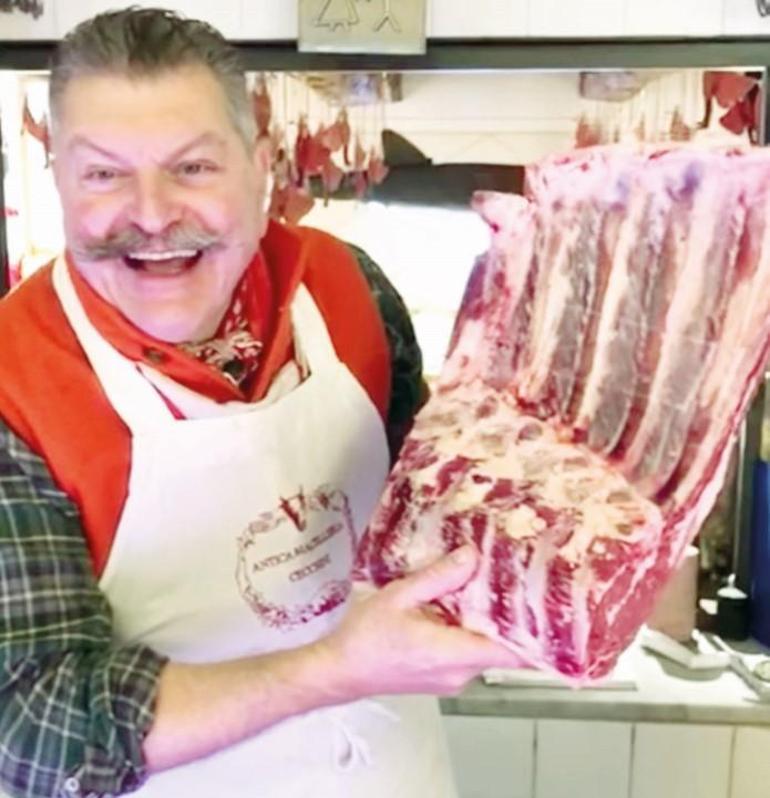 Mecnun Kasap’ın yeni restoranına Türk dokunuşu