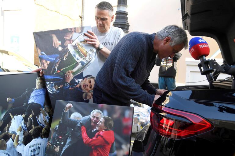 Jose Mourinho'nun Londra'dan ayrılışında dikkat çeken anlar! Tottenham'ın kararı için çarpıcı 'Avrupa Süper Ligi' iddiası