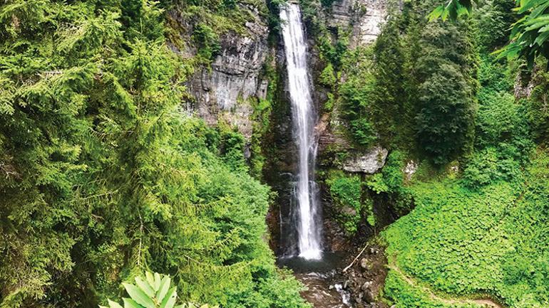 Karadeniz’in yıldızı Artvin’de 10 adım