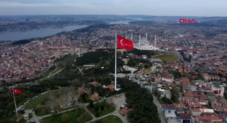 Son dakika... Çamlıca Tepesine dev Türk bayrağı Cumhurbaşkanı Erdoğandan önemli açıklamalar