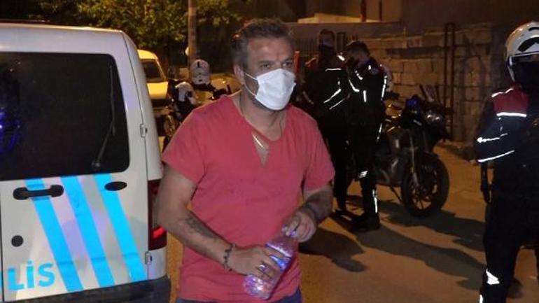 Kız arkadaşını dövdü Komşusunun yüzüne çatalla vurdu