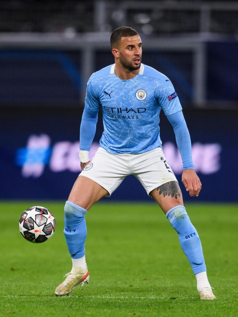 Kyle Walker ırkçı mesajları ifşa etti! Facebook harekete geçti, yeni özellik...