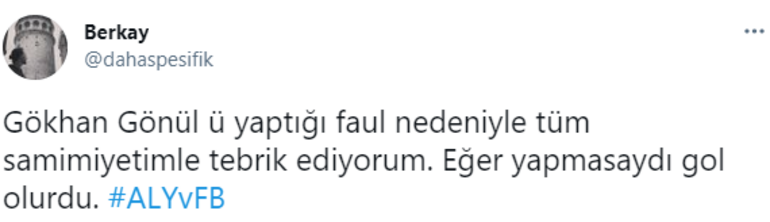 Alanyaspor-Fenerbahçe maçına damga vuran kırmızı kart! Gökhan Gönül'ün hamlesi taraftarı ikiye böldü