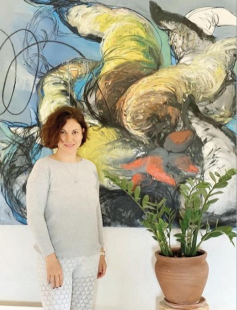 Burak Özçivit otomobilini yeniledi... Fiyatı dudak uçuklattı