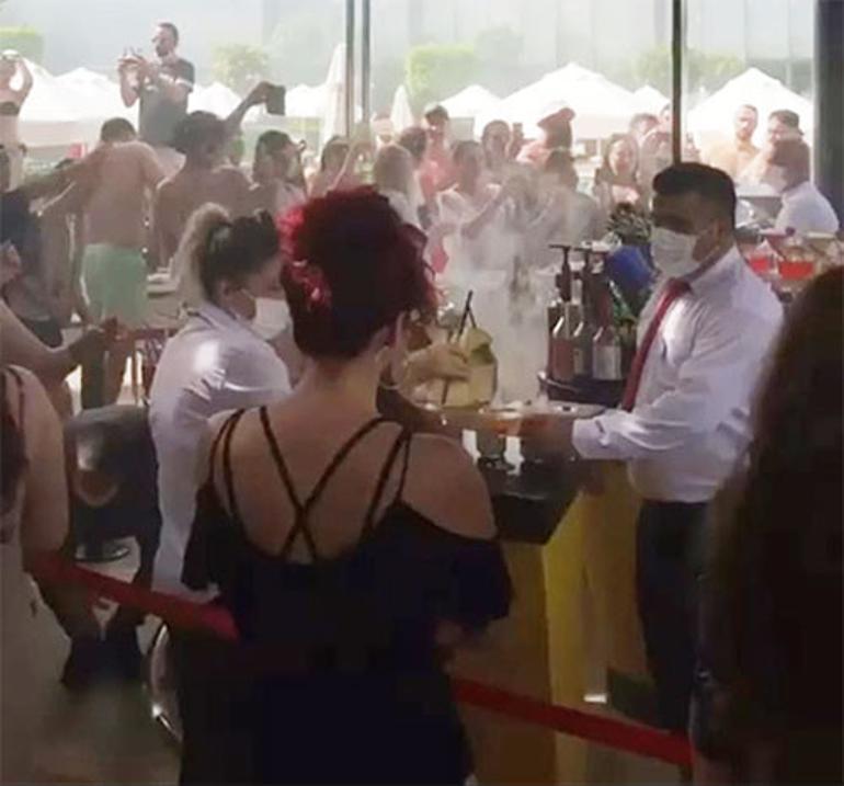 Antalya'da 'h�nca h�n�' korona partisi!