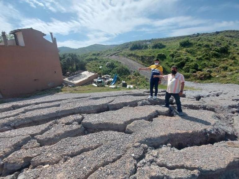 Harmandalı’nda korkutan yarıklar Evler tahliye edildi: Neler olduğunu kimse bilmiyor