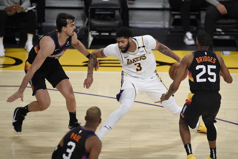 NBA'de Gecenin Sonuçları: Anthony Davis'ten 42 sayı! Lakers, Suns'ı 123-110 yendi...