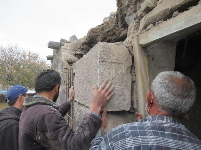 2020nin en büyük keşfi eski bir evin kapısında... Kayıp parça aranıyor Olağanüstü önemde bir buluntu