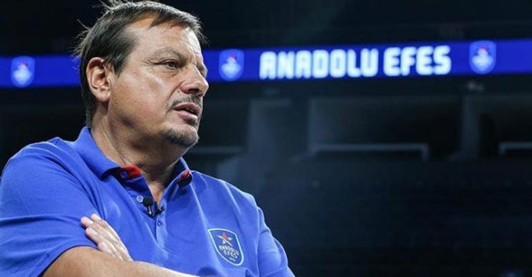 Ergin Ataman: "Kovulmadığım sürece Avrupa'da Anadolu Efes'teyim..."