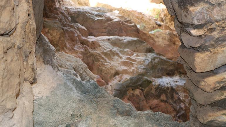 Torosların Sümelası görenleri şaşırtıyor Gelenlerin çok dikkatli olması gerekiyor