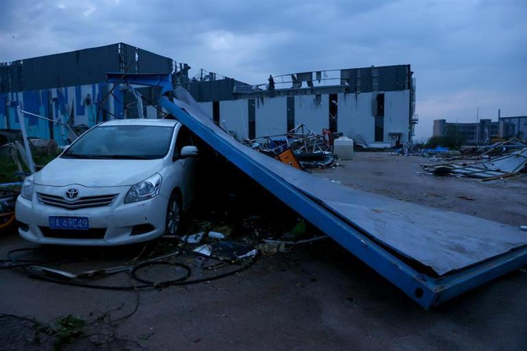 Çin'de kasırga: 10 ölü, 367 yaralı