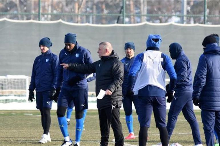 BB Erzurumspor bu sezon 5 teknik direktör değiştirdi