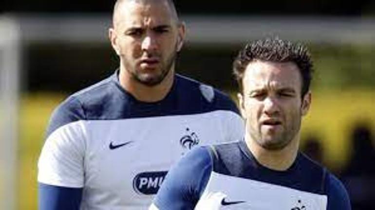 Son Dakika: Karim Benzema milli takıma geri dönüyor! Valbuena ile yaşadığı skandal sonrası affedildi...