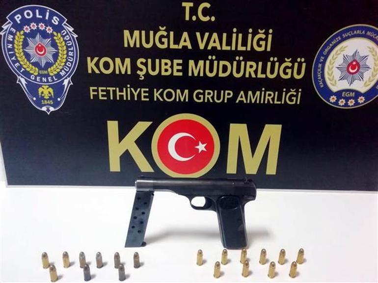 Muğlada Sedat Pekerin kardeşi gözaltına alındı...