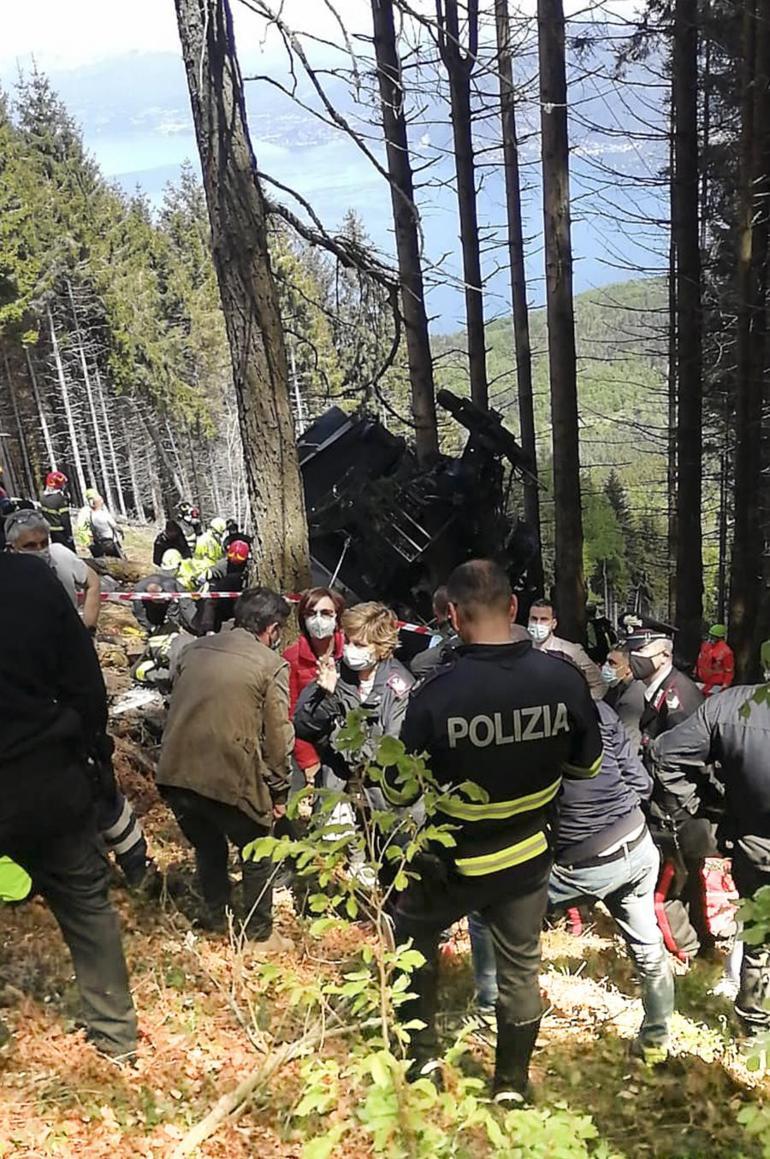 İtalya'daki korkunç kazada teleferik kabini 14 kişiye mezar olmuştu... İlk gözaltılar geldi!