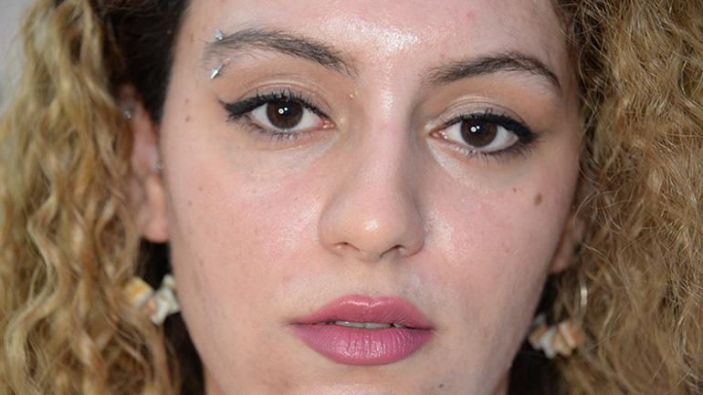 Market dönüşü neye uğradığını şaşırdı Saçımı çekince şoktan çıktım