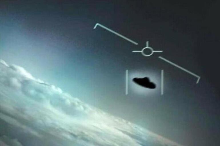 Son dakika haberi... Pentagon’un eski UFO şefinden şoke eden sözler: 11 Eylül’den bile kötü olabilir