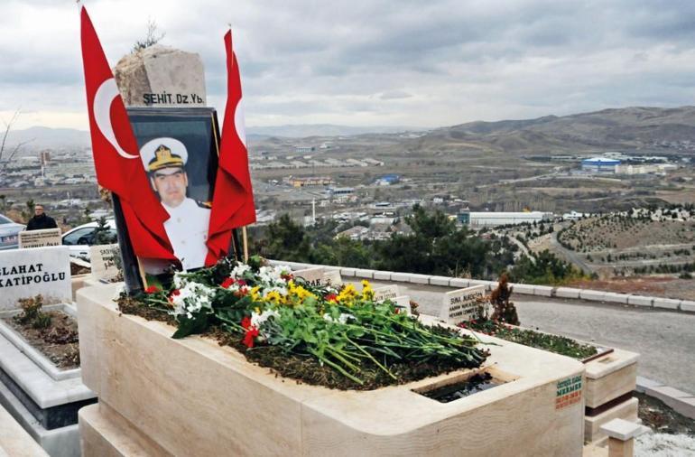 Bir sivil darbe mağduruna postmortem iade-i itibar