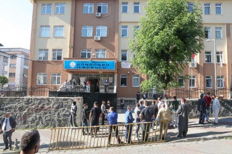 Son dakika... İstanbulda 14 mahallede seçim heyecanı başladı