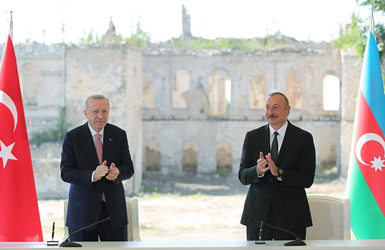 Son dakika... Cumhurbaşkanı Erdoğan Şuşada... Türkiye ve Azerbaycan imzaları attı