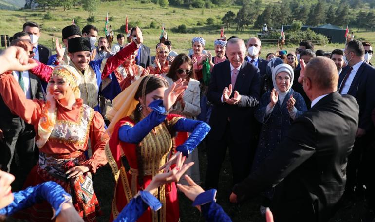 Son dakika... Cumhurbaşkanı Erdoğan Şuşada... Türkiye ve Azerbaycan imzaları attı
