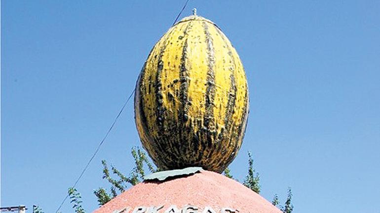 Sanat değil heykel komedisi Yapanlar bile sonuçtan mutsuz...