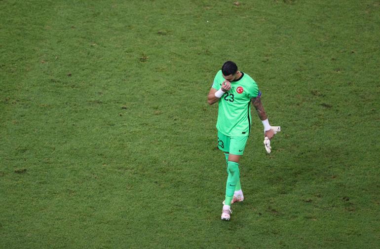 Son Dakika: EURO 2020de yaşanan kabusun ardından prim gerçeği ve Şenol Güneşin sözleşmesinin detayları...